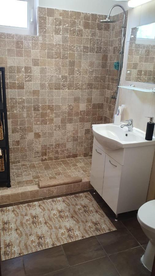 Apartament Tokyo ブカレスト エクステリア 写真