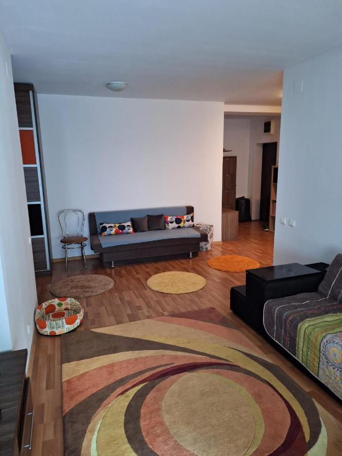 Apartament Tokyo ブカレスト エクステリア 写真