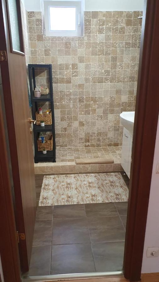 Apartament Tokyo ブカレスト エクステリア 写真