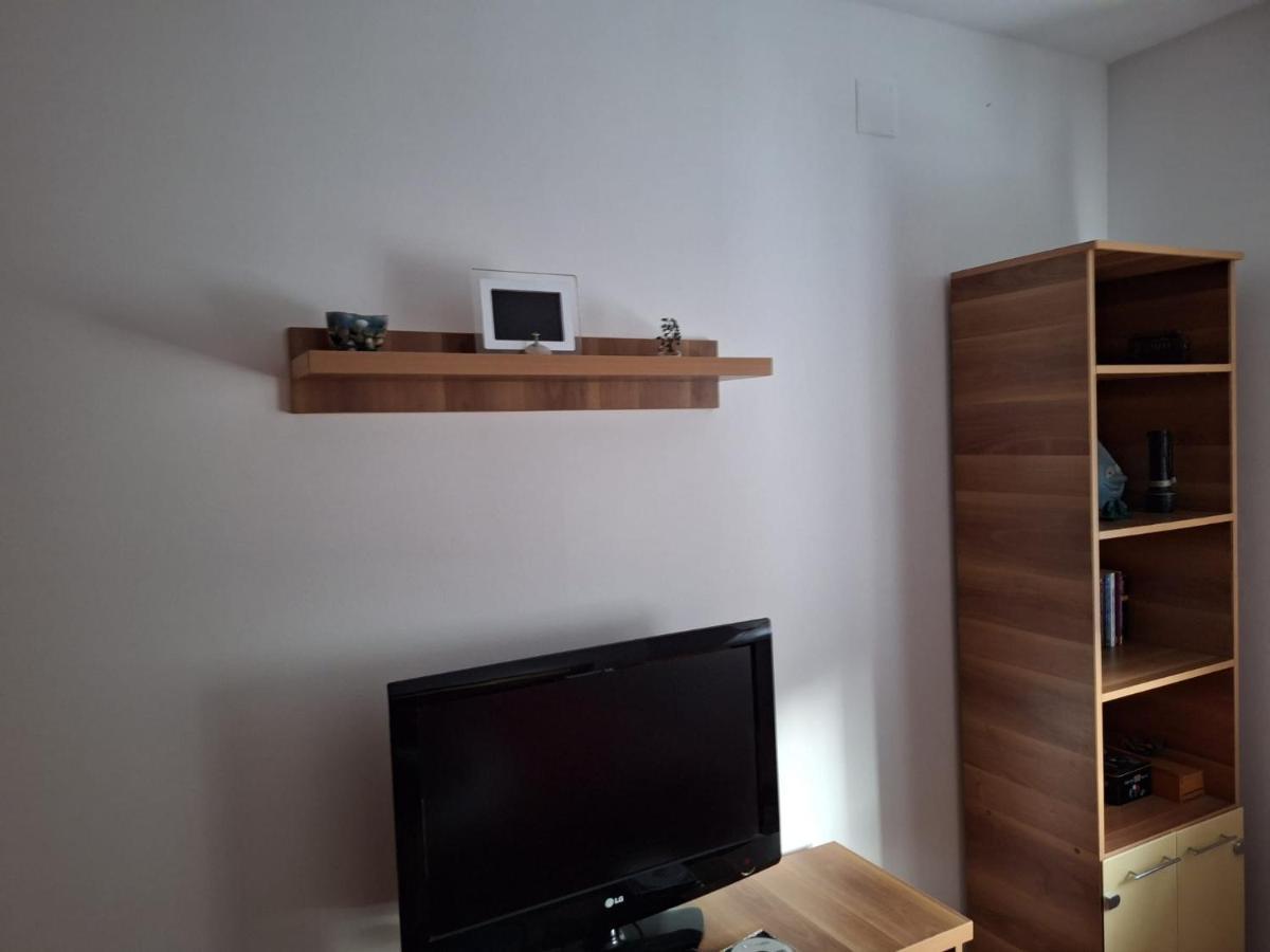 Apartament Tokyo ブカレスト エクステリア 写真