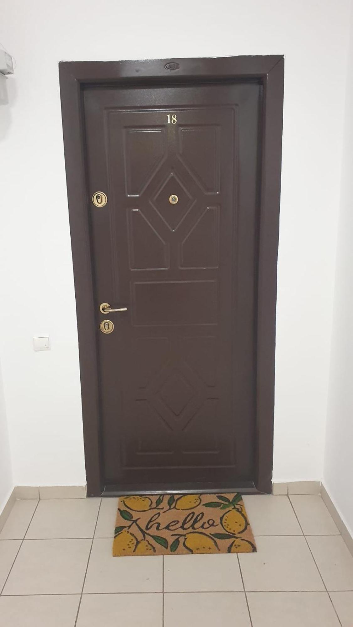 Apartament Tokyo ブカレスト エクステリア 写真