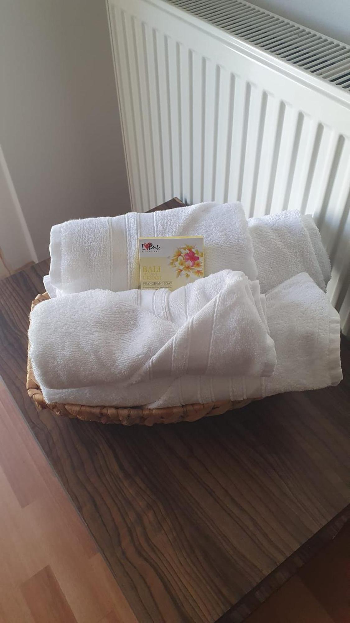 Apartament Tokyo ブカレスト エクステリア 写真