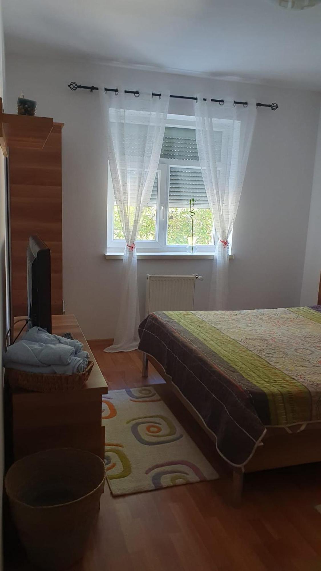 Apartament Tokyo ブカレスト エクステリア 写真