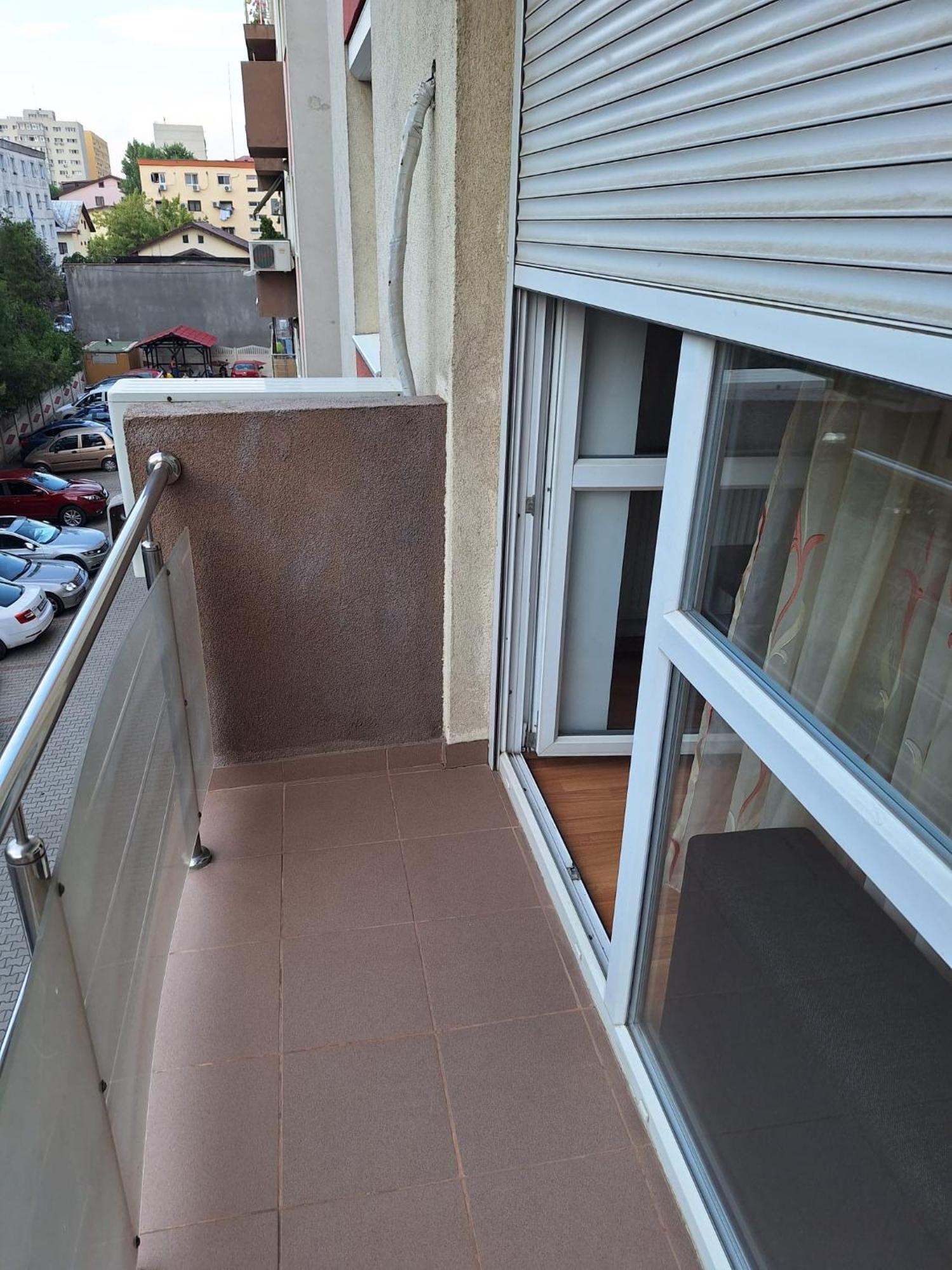 Apartament Tokyo ブカレスト エクステリア 写真